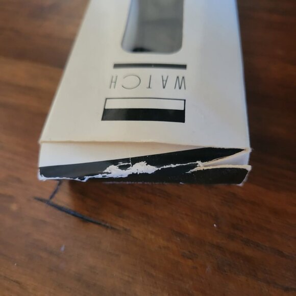 Women's Black Wrist Watch. Never used. - Picture 4 of 6